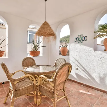 Casa Sol Y Aire - Vakantievilla In Dorp Met Prive Zwembad Ferienhaus Pinos del Valle